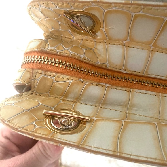 TRADE.!!  Like New! Roberto Cavalli Leather, Croc Embossed Handbag. - Picture 6 of 10